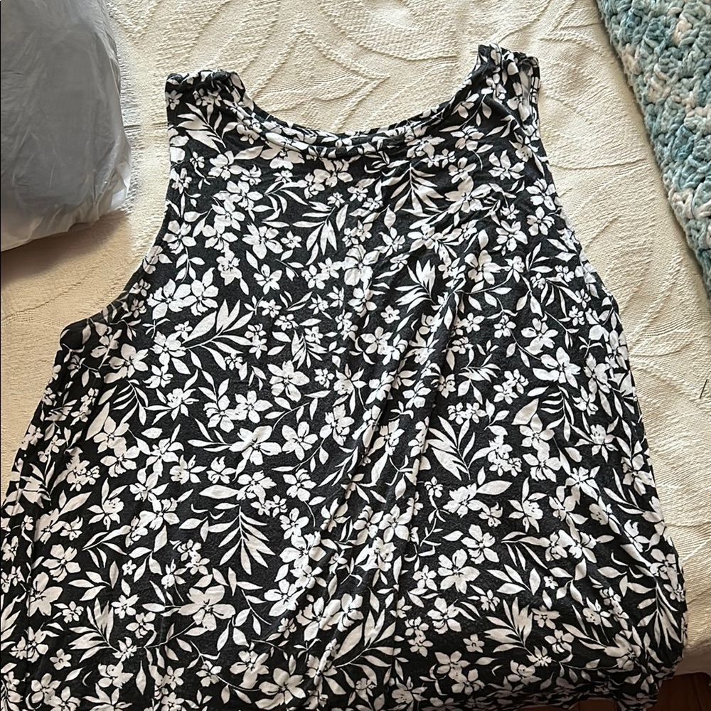Floral Sleeveless Top